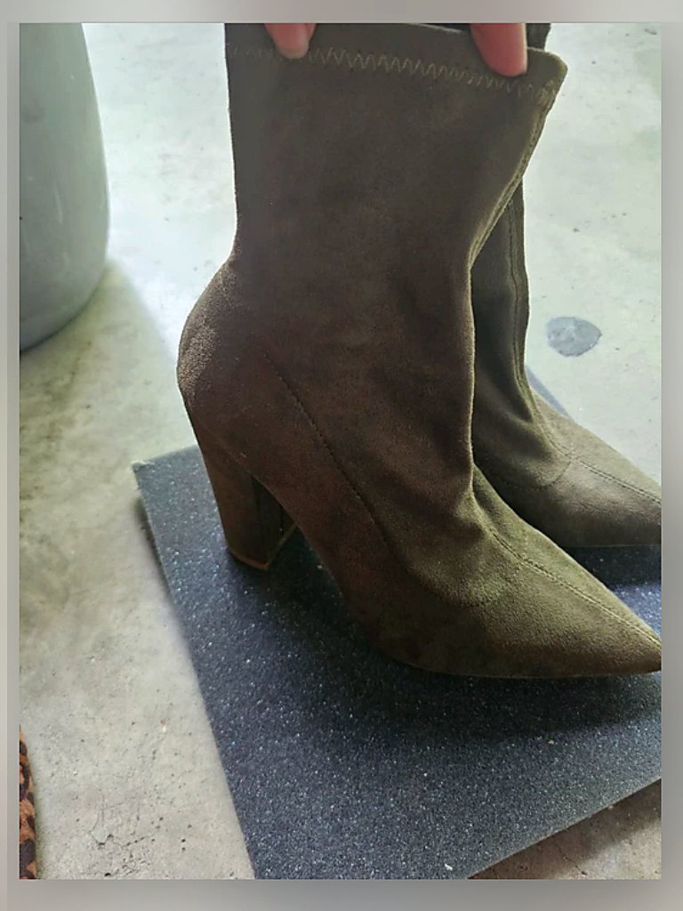 Forever 21 Green Ankle Boots